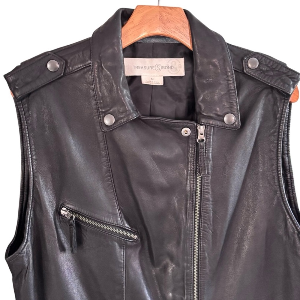 Treasure & Bond Women’s Black Leather Moto Vest Size M Asymmetrical Zip - Picture 4 of 15